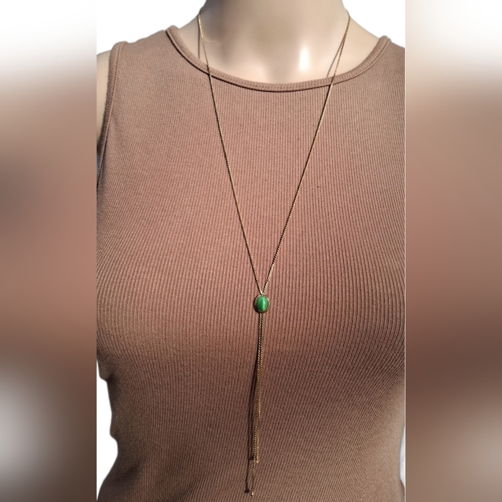 Vintage Sarah Coventry Gold Tone Y-Necklace Green Faux Jade Cabochon 1970s